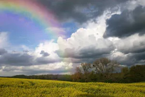 Create a realistic rainbow and montieren it into a picture