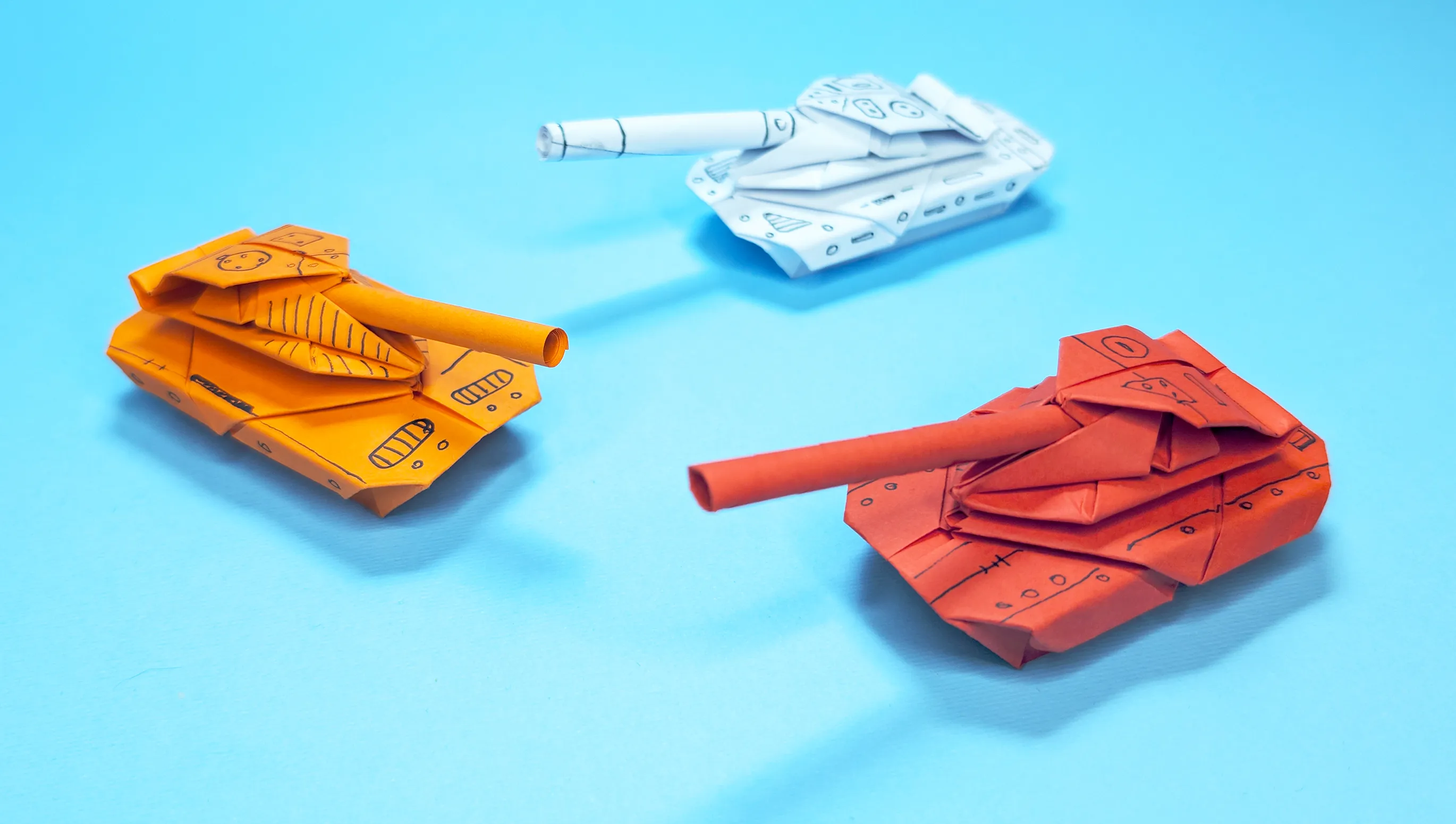 Tank van papier: Stap-voor-stap origami handleiding met foto's en beschrijving. Afbeelding 11