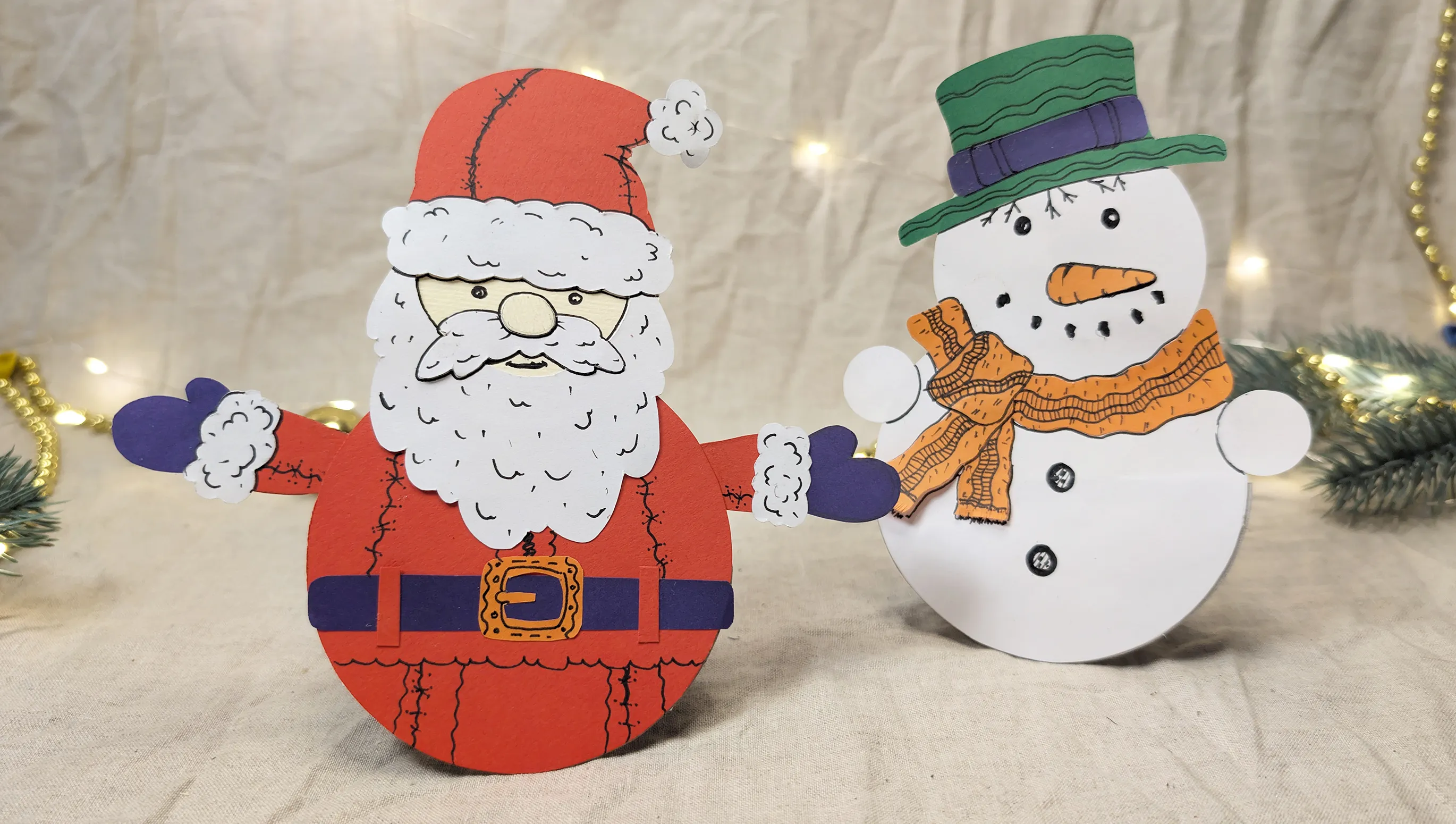 Manualidades con niños para Navidad: Figura móvil de Papá Noel