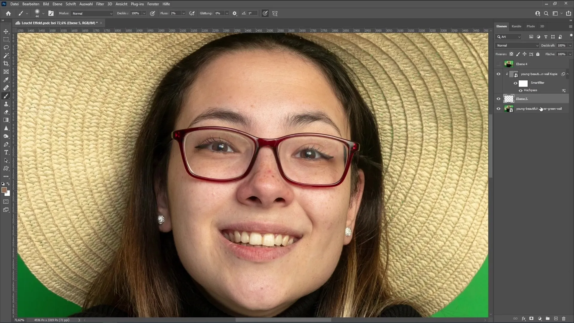 Effective removal of eyeglass reflections in Photoshop