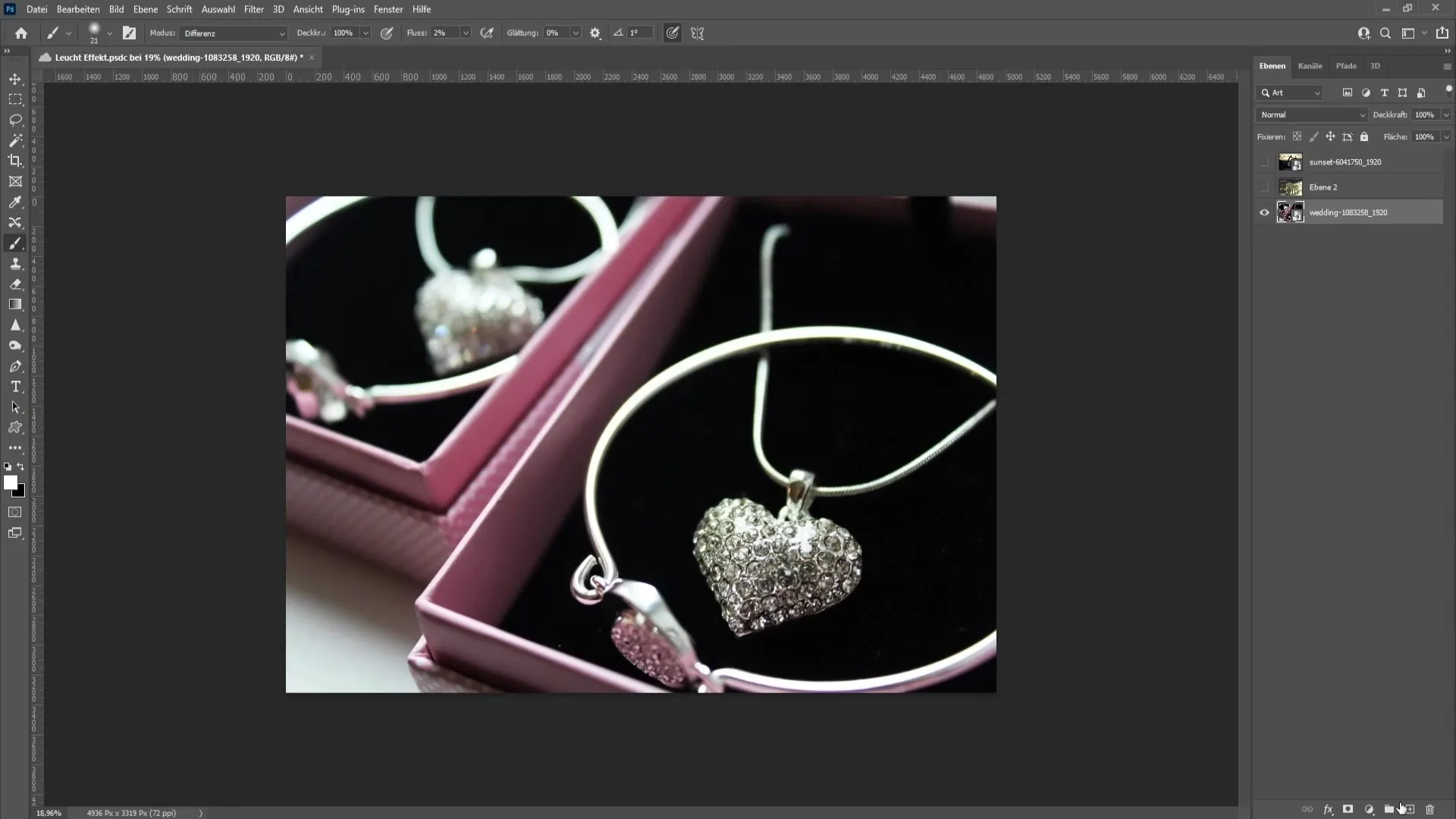 Create artificial light in Photoshop - A step-by-step guide