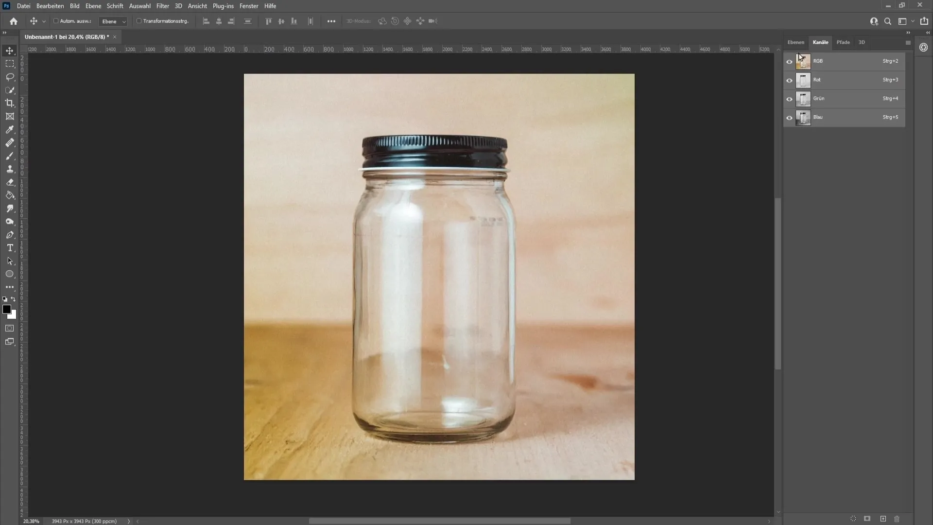 Inserting an object realistically into a glass - Step-by-step guide for Photoshop