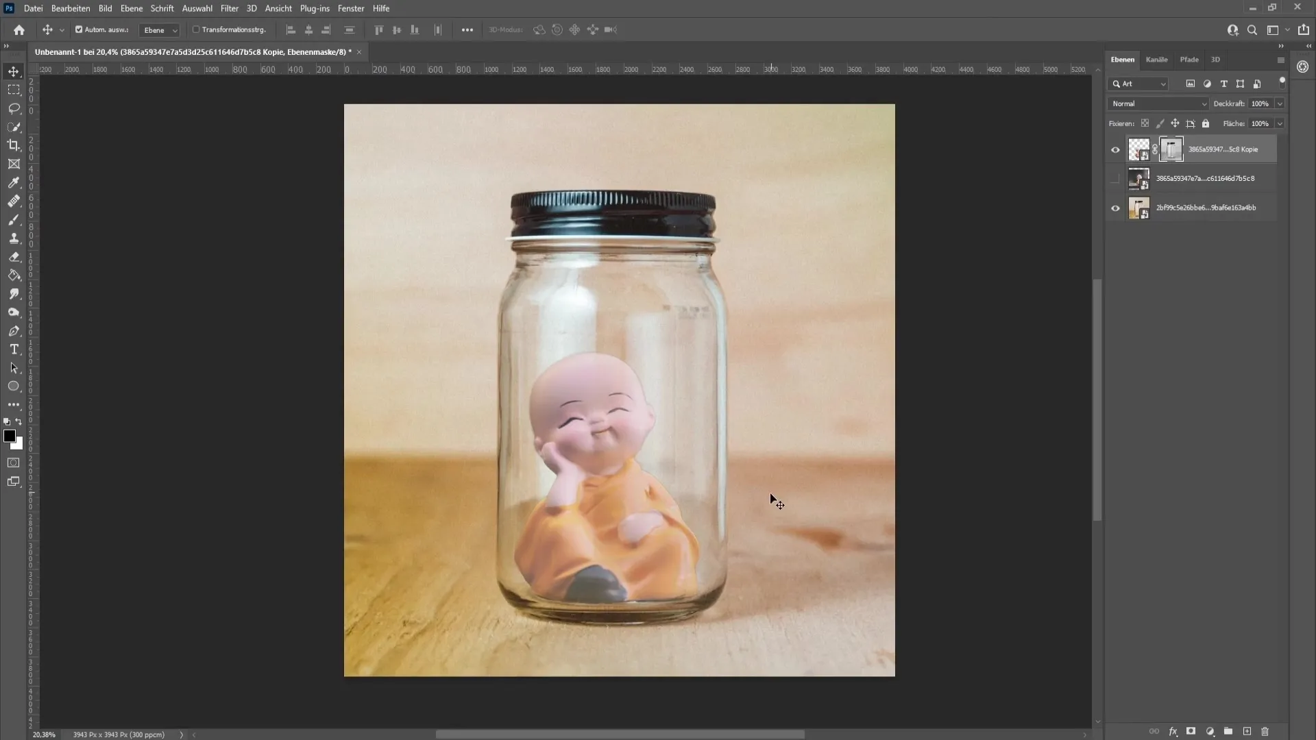 Inserir realisticamente um objeto em um copo - Guia passo a passo para o Photoshop