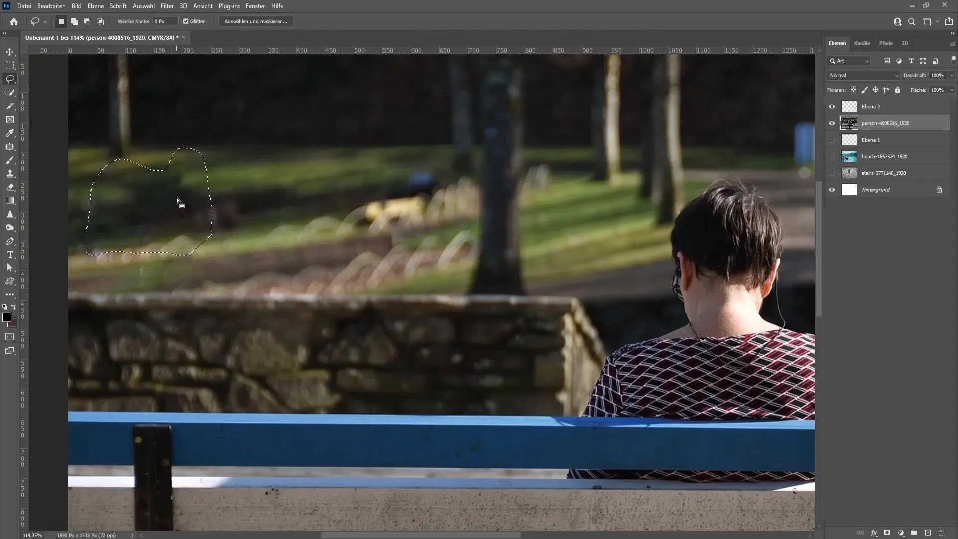 Remove objects or people from images - Step-by-step guide with Photoshop