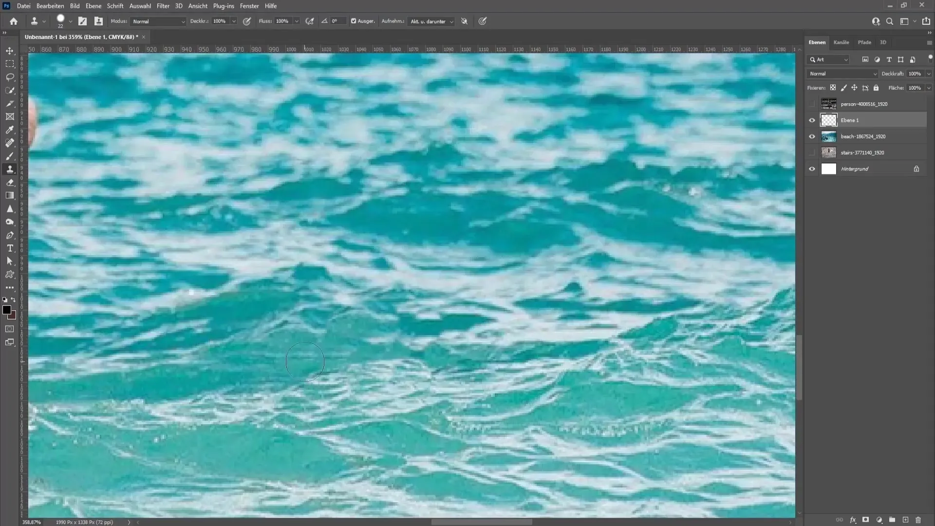 Removing objects or people from images - Step-by-step guide with Photoshop