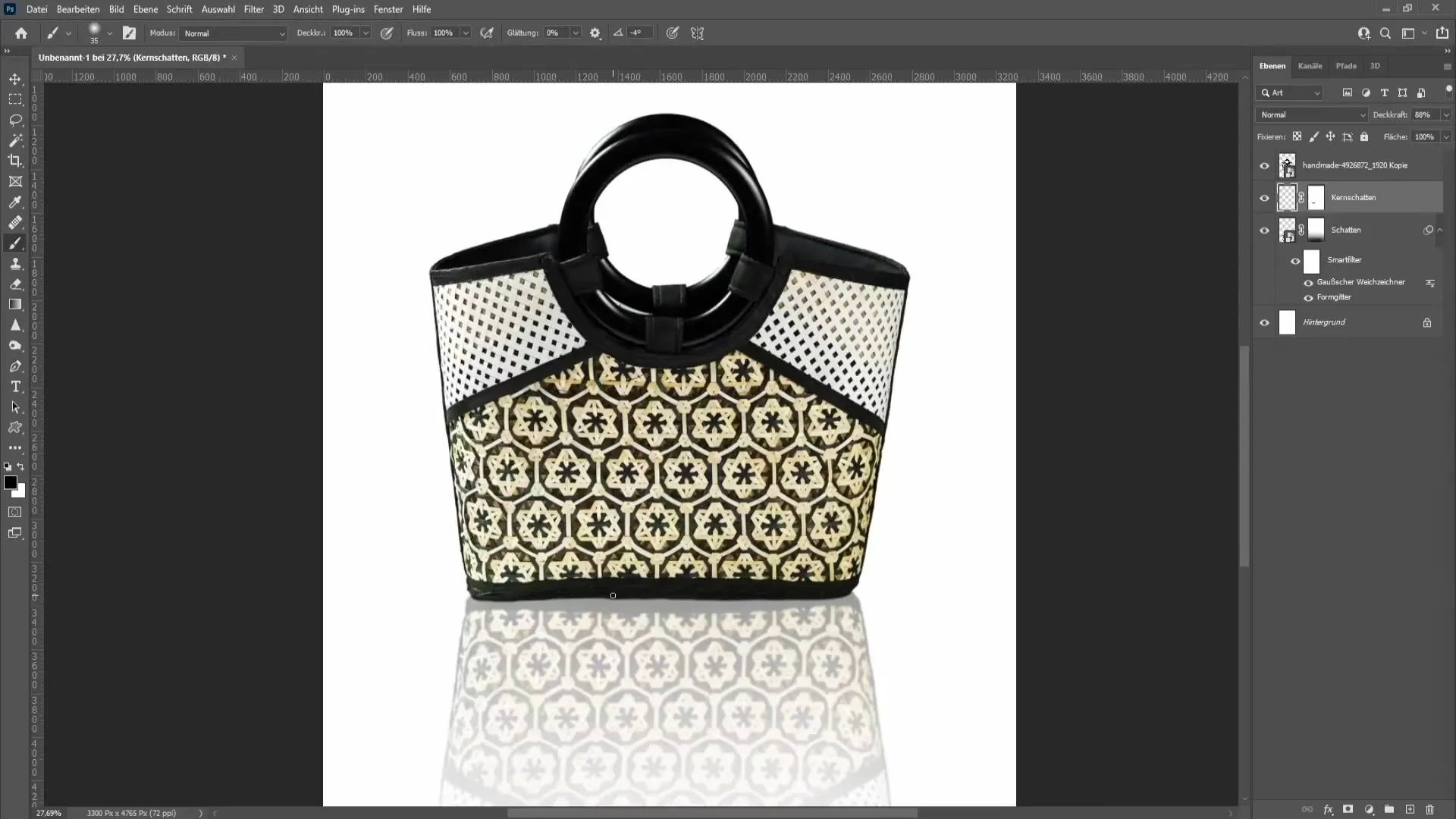 Membuat pantulan realistis di Photoshop