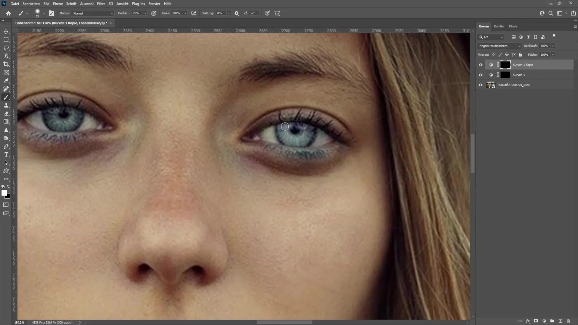 Brighten and recolor eyes effectively in Photoshop