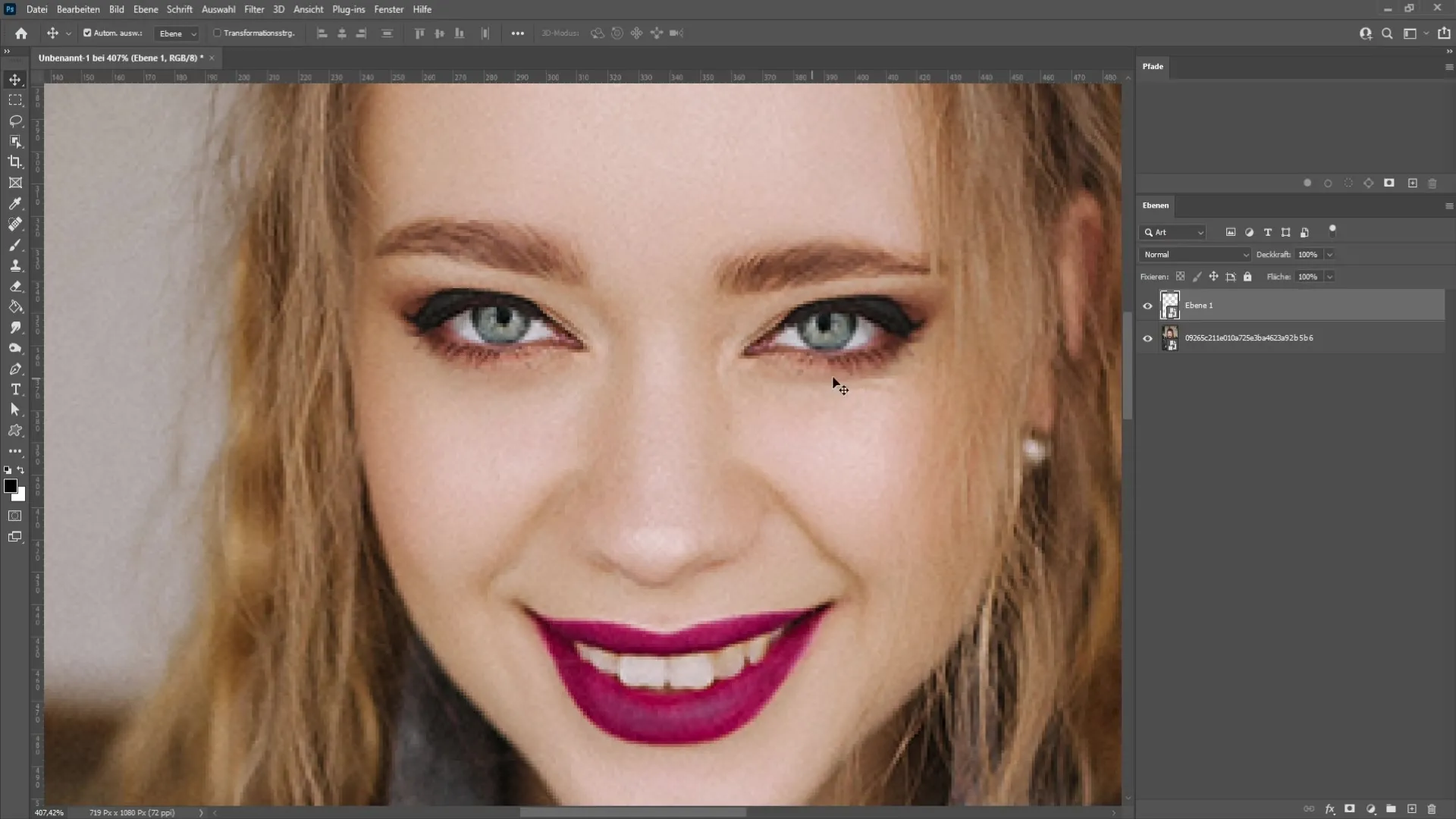 Realistic eye opening in Photoshop - Step-by-step guide