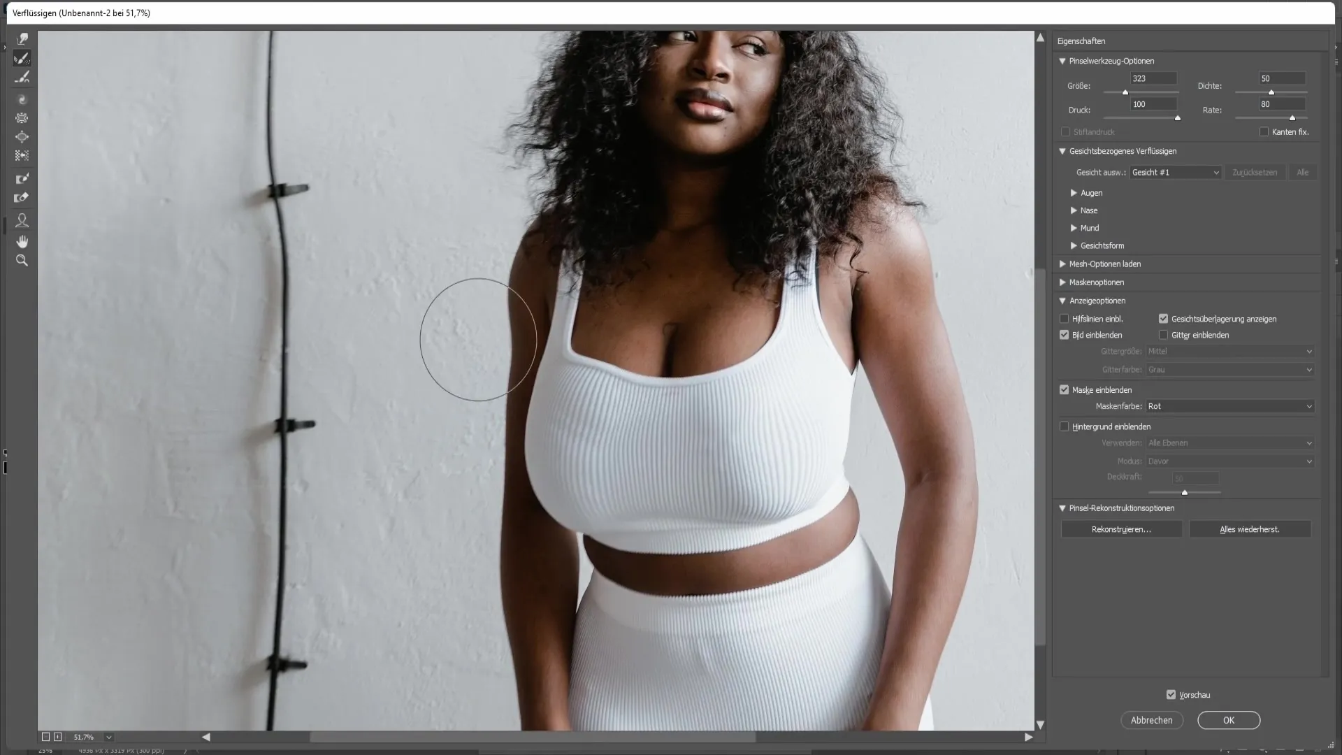 Enlarge breasts in Photoshop: A step-by-step guide