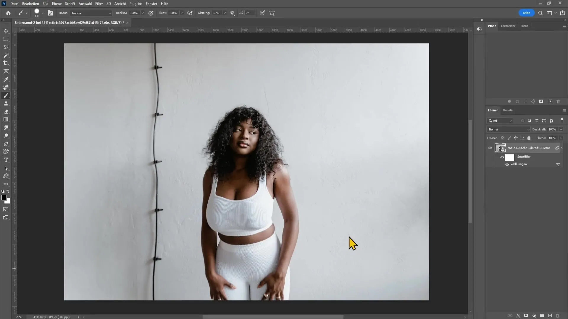 Enlarge breasts in Photoshop: A step-by-step guide