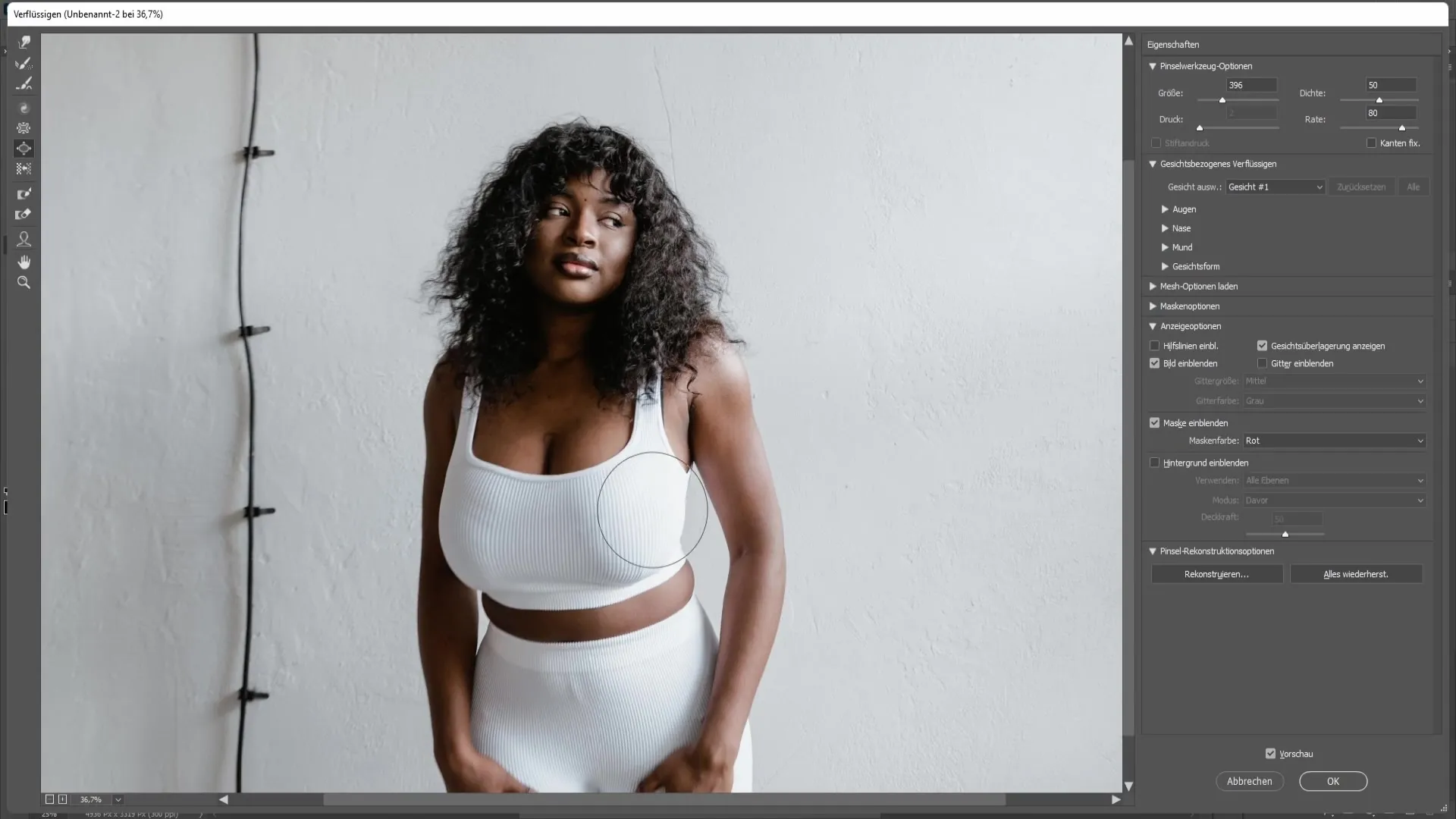 Enlarge breasts in Photoshop: A step-by-step guide