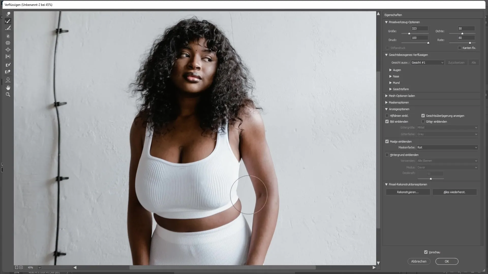 Enlarge breasts in Photoshop: A step-by-step guide