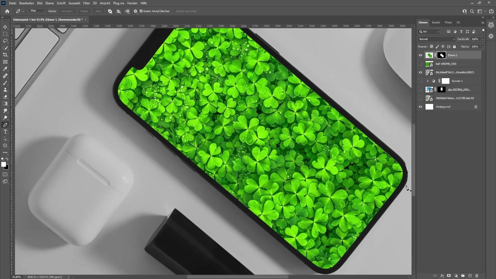 Membuat mockup realistis di Photoshop: Mendesain bingkai gambar dan ponsel