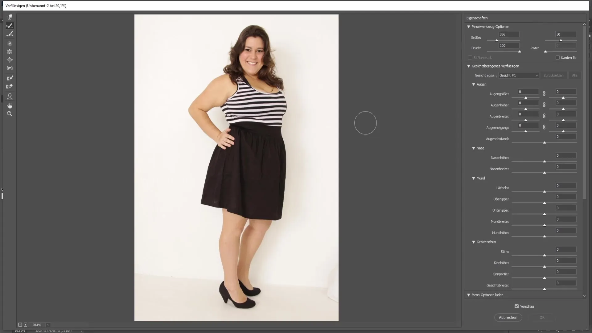 Make person thinner in Photoshop: Step-by-step guide