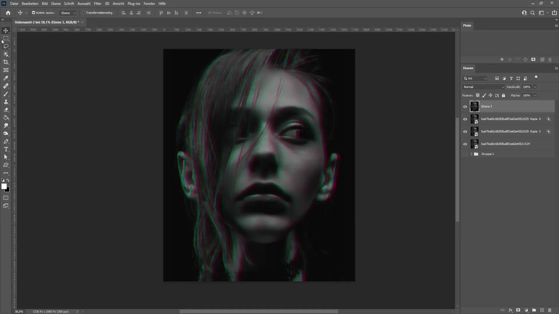 Create your individual glitch effect in Photoshop