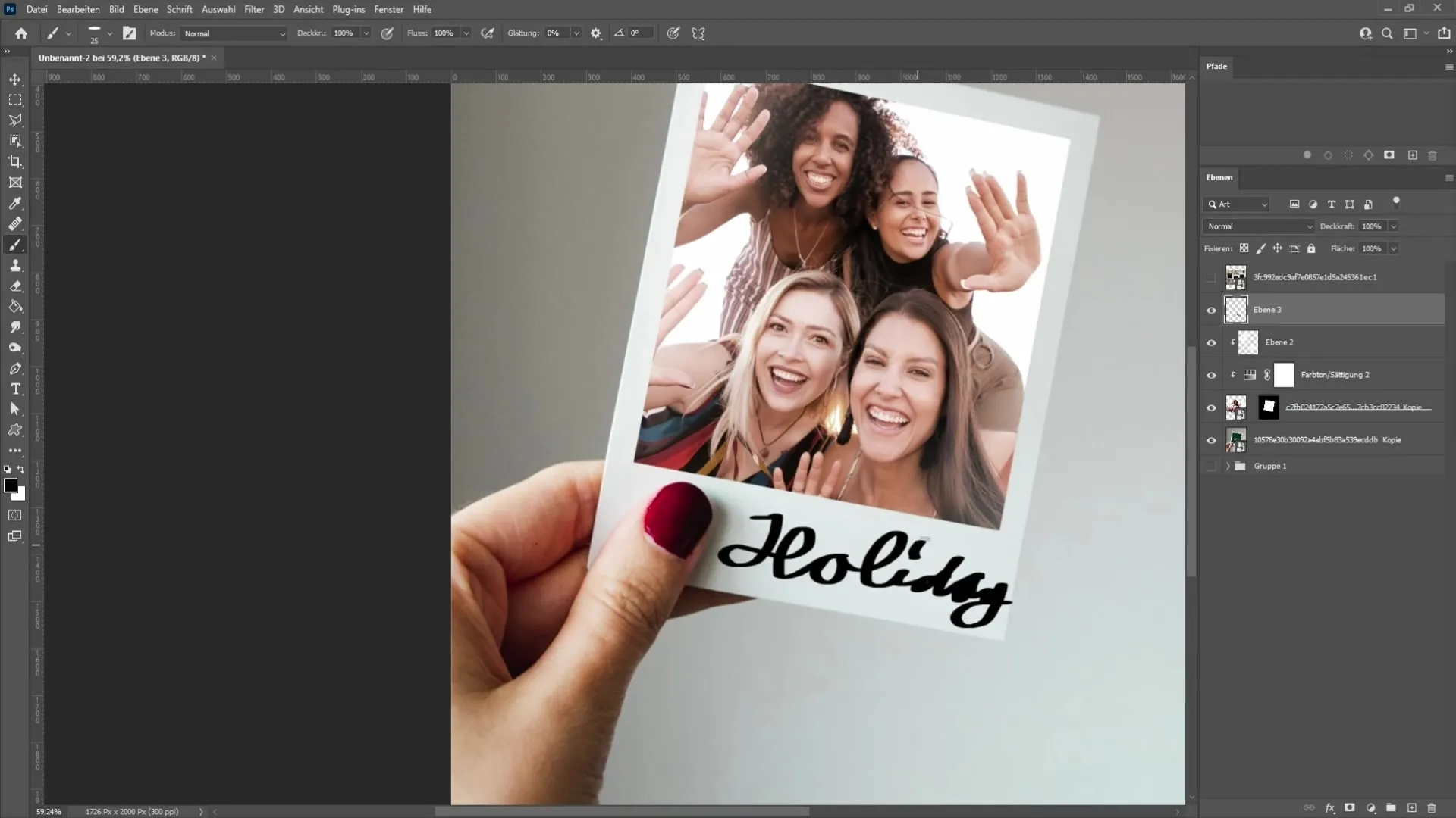 Create a creative Polaroid effect in Photoshop. 