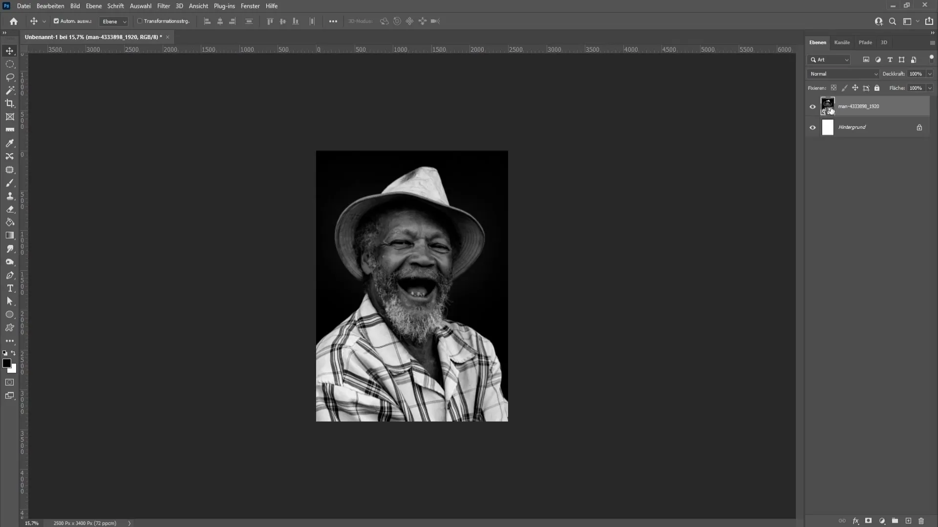 Pewarnaan kreatif untuk gambar hitam-putih di Photoshop