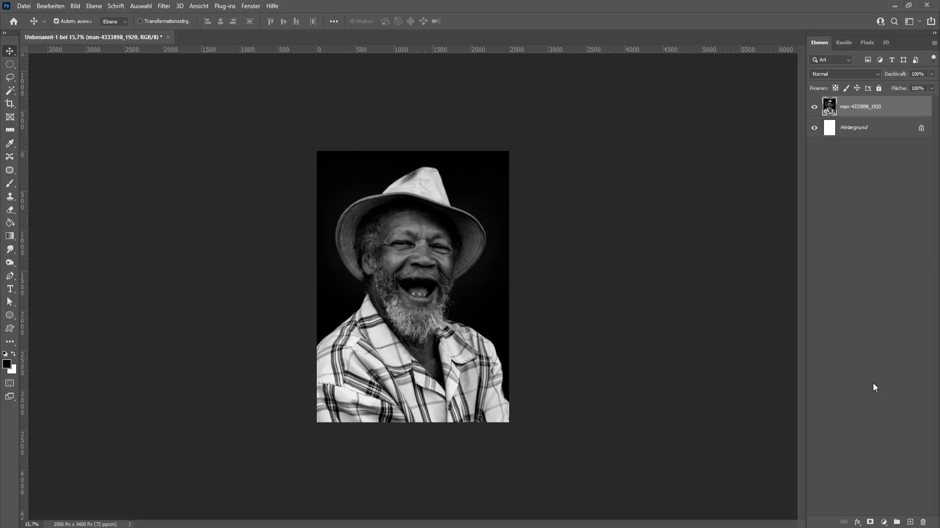 Pewarnaan kreatif gambar hitam putih di Photoshop