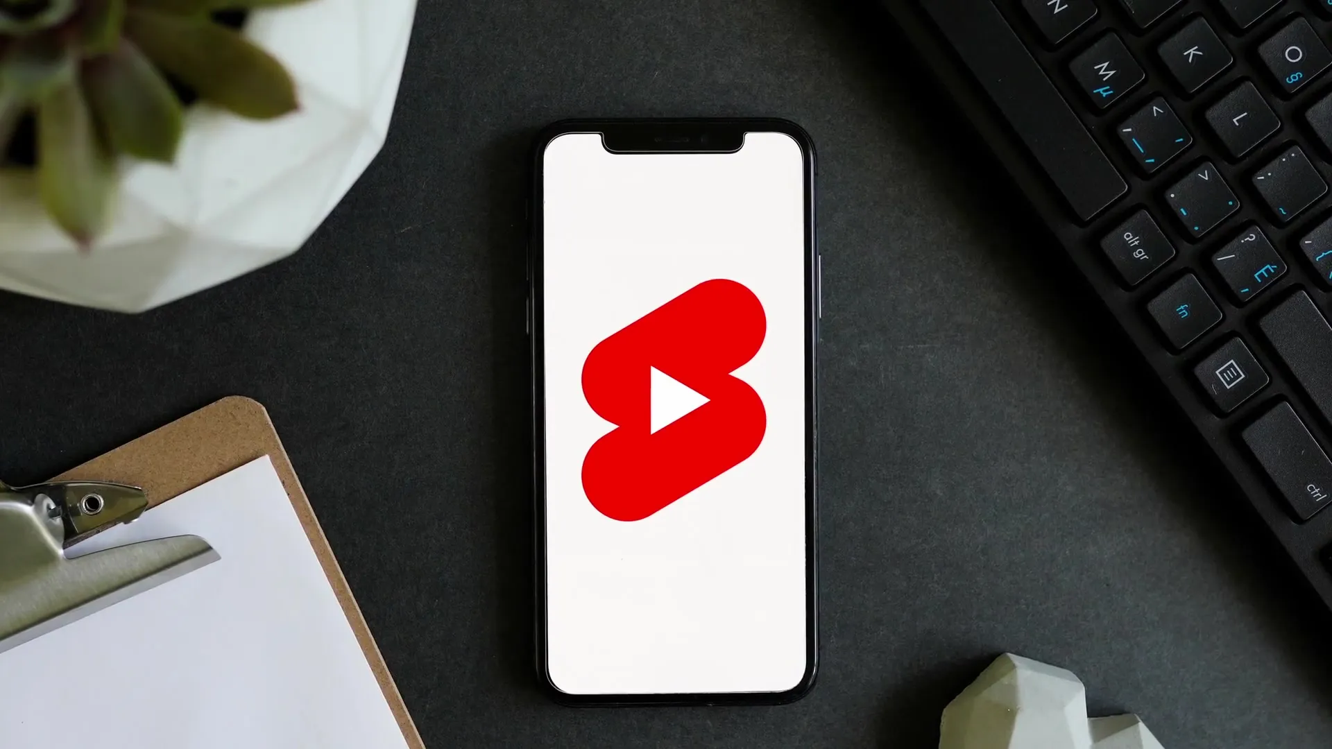 YouTube Shorts: Crear videos virales - ¡Así lo logras!