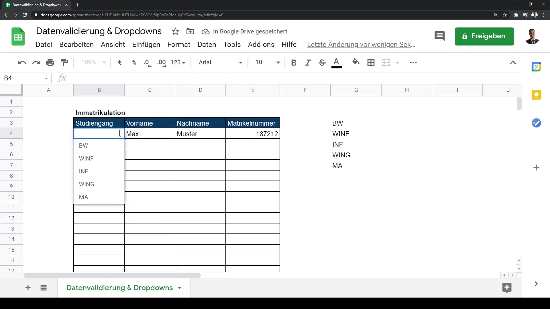 Validação de dados e menus suspensos no Google Sheets: Um guia passo-a-passo