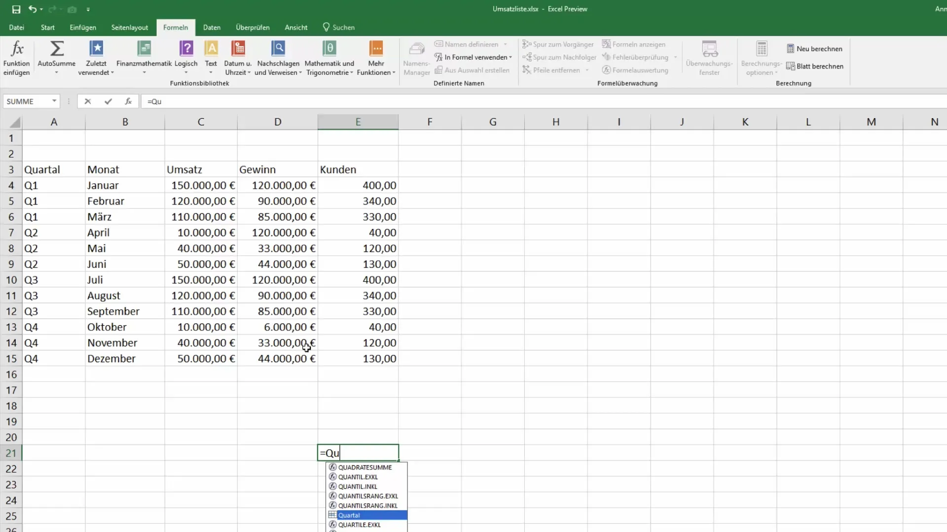 Menggunakan nama sel dalam Excel untuk memperoleh penampilan yang lebih baik