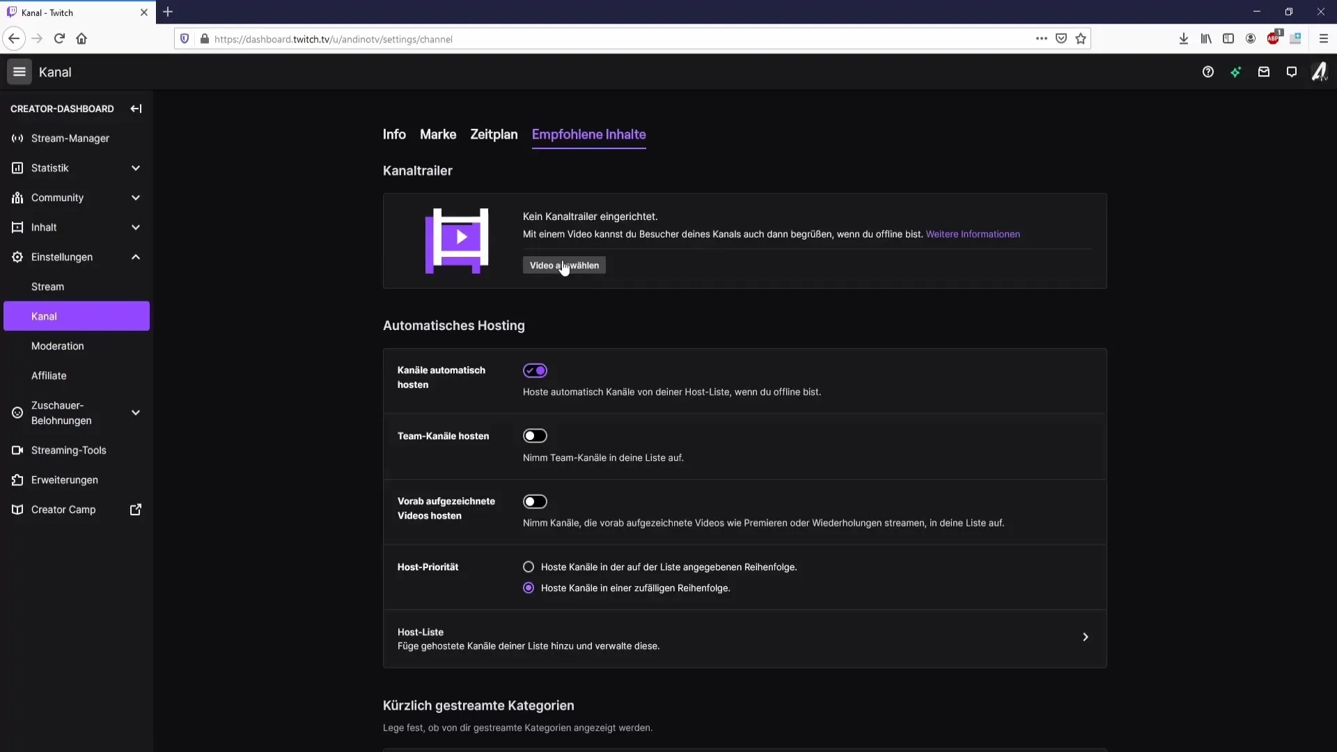 Radoši noformējiet Twitch kanālu piekabes