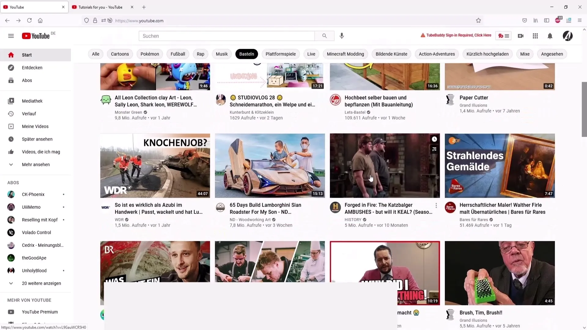 Menerjemahkan secara otomatis dan mengedit subtitle di YouTube