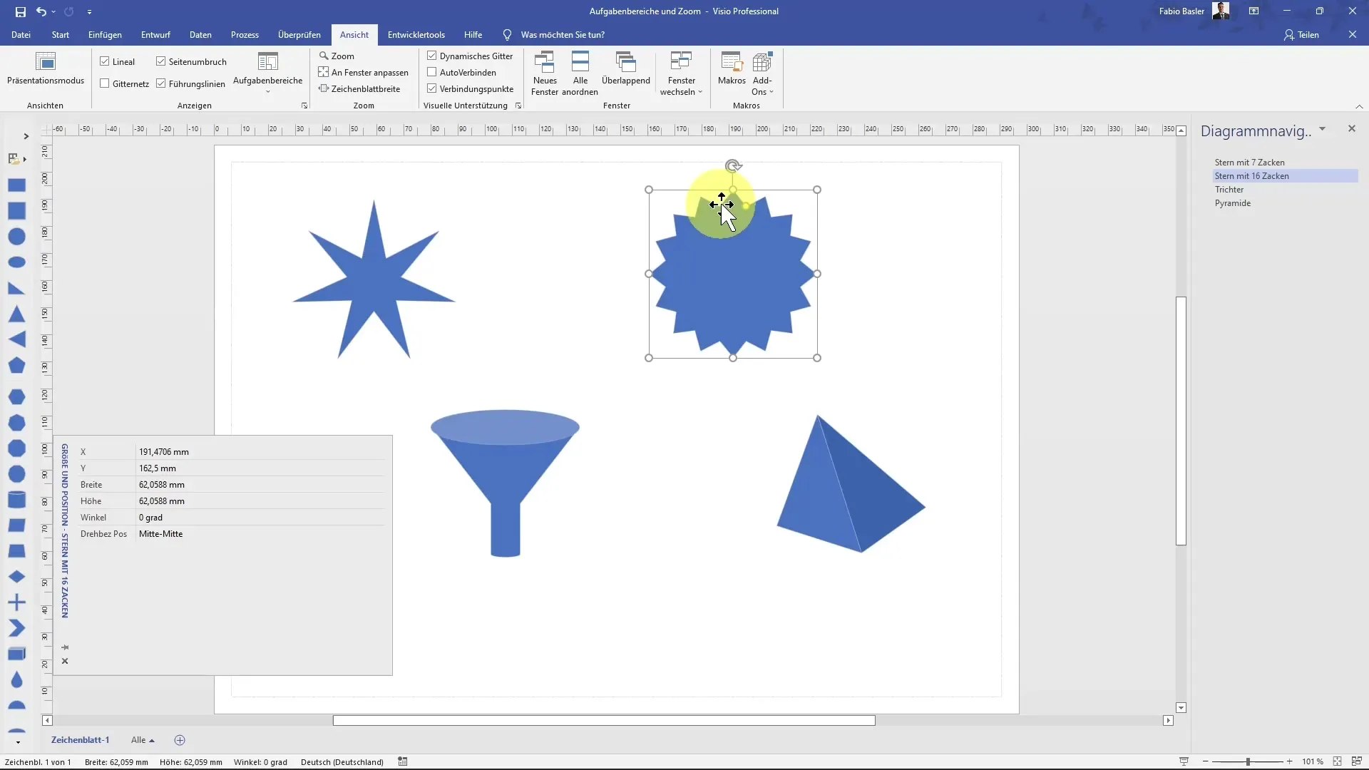 Optimally utilize MS Visio zoom and task areas