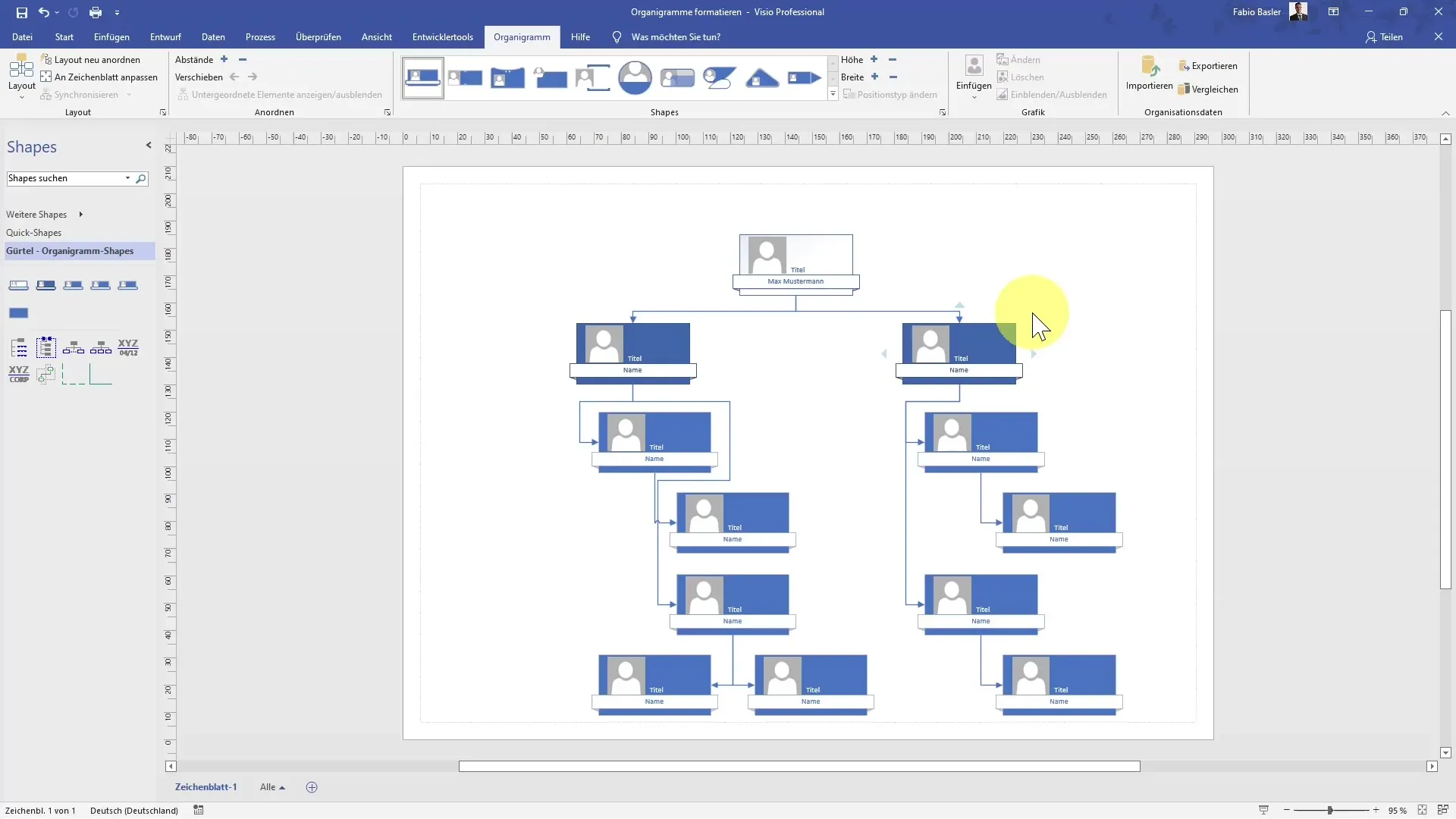 Create organizational charts efficiently in Visio through data import and export