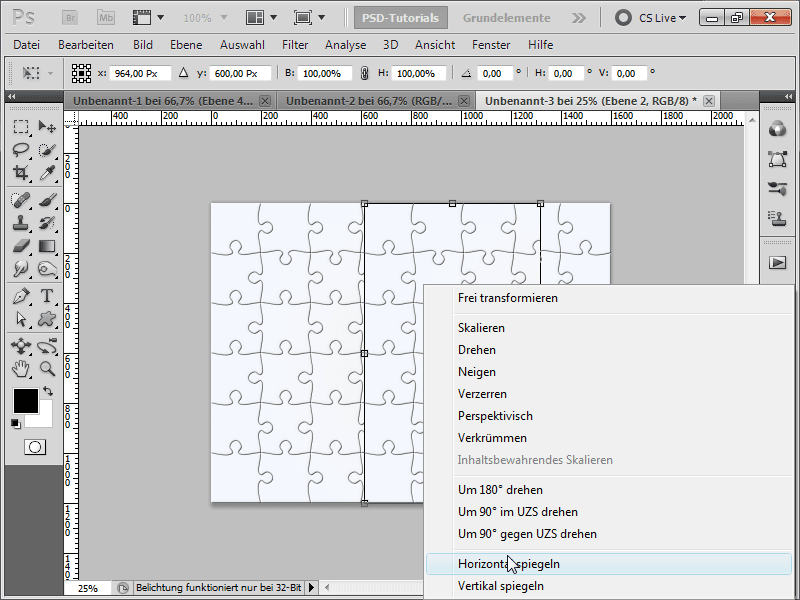 Puzzle feito a partir de uma fotografia com peças de puzzle removidas em duas versões