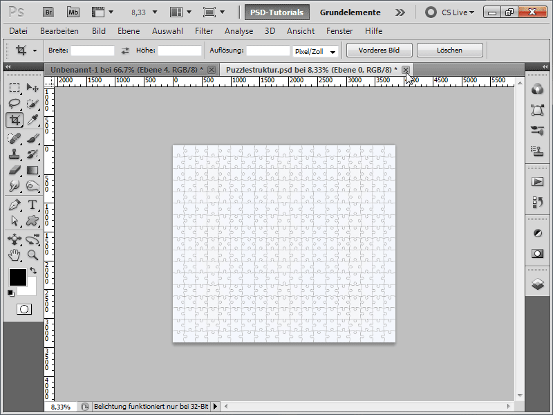 Puzzle aus Foto mit herausgenommenen Puzzleteilen in zwei Varianten