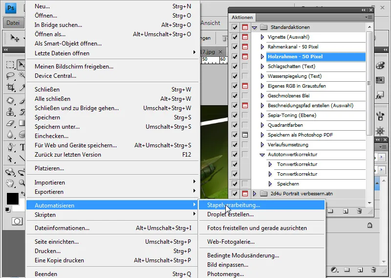Používať akcie v programe Photoshop.